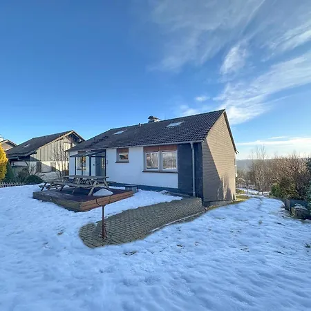 Hanneke Holiday home *